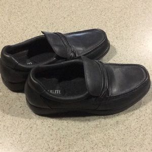 Wonderlite loafers